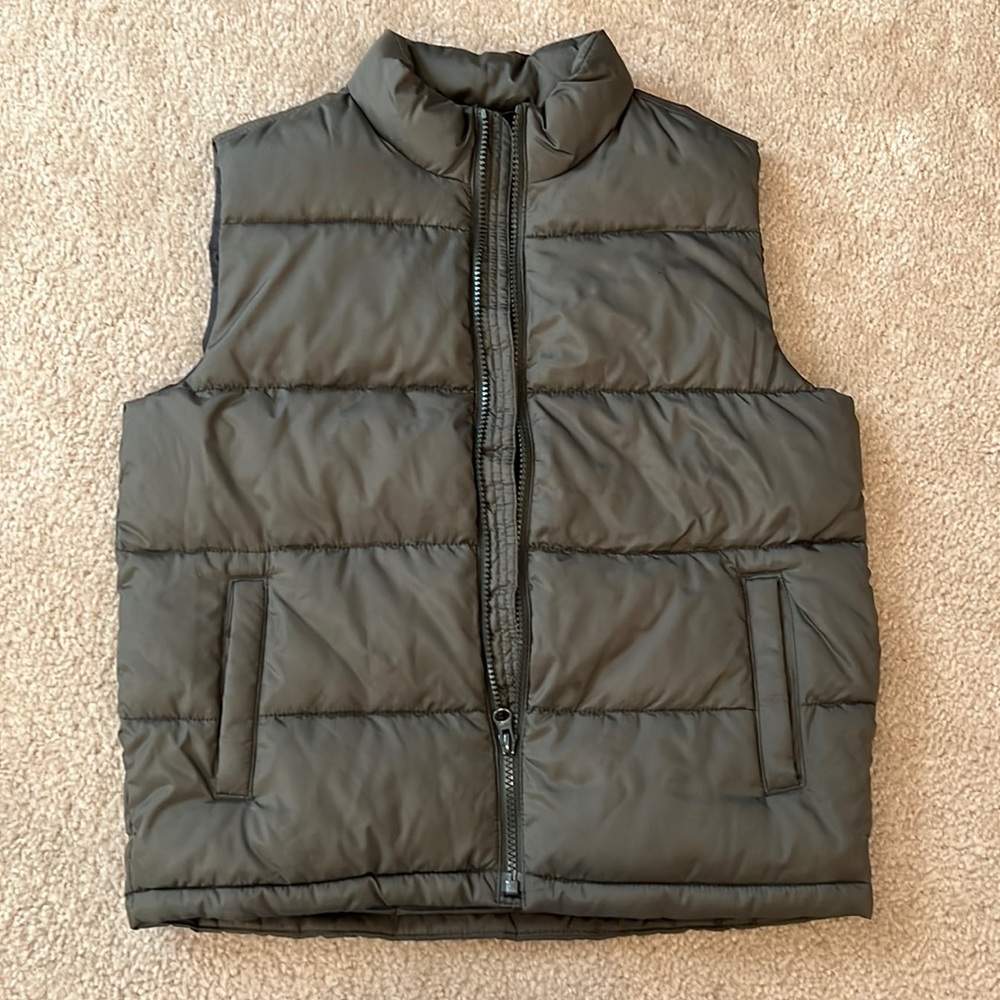 Old Navy Puffer Vest